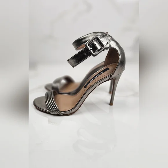 BCBGMAXAZRIA Lucy Pewter‎ Stiletto Sandal Heel NEW IN BOX SIZE 9.5 - Picture 7 of 10
